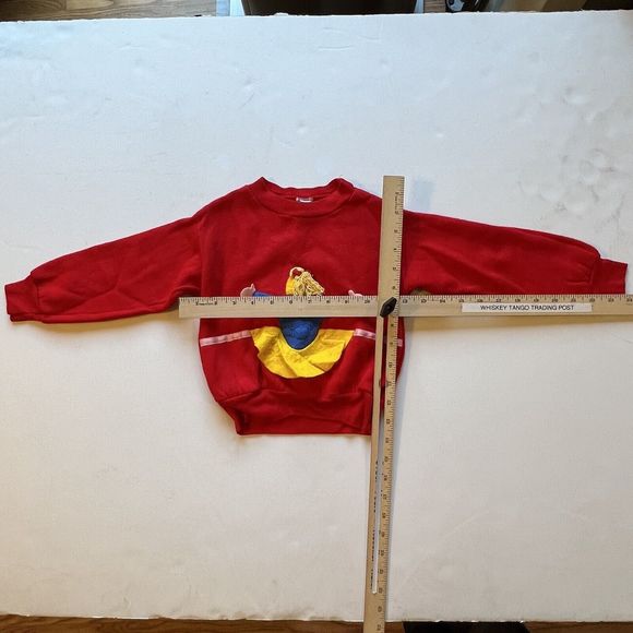 Vintage Saks Fifth Avenue Red Cotton Pullover Crewneck Sweatshirt Kids Dancer - Picture 2 of 10